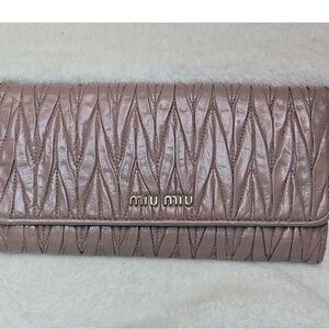 Miu Miu Pink Quilted Women's wallet/clutch
